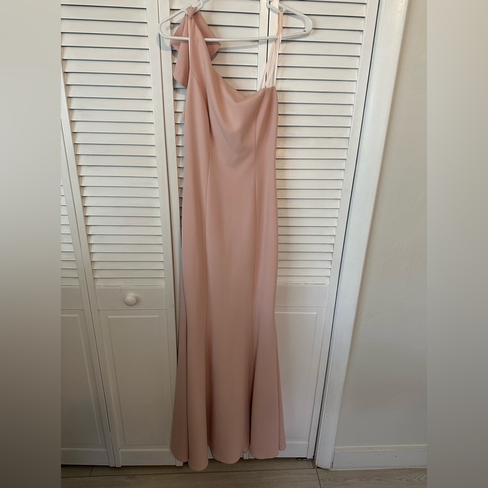 Vince Camuto One Shoulder Strap Gown